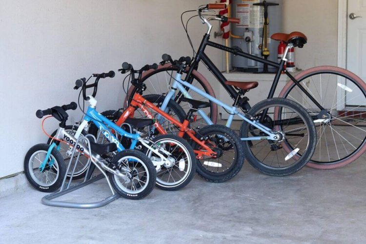 Floor bike storage