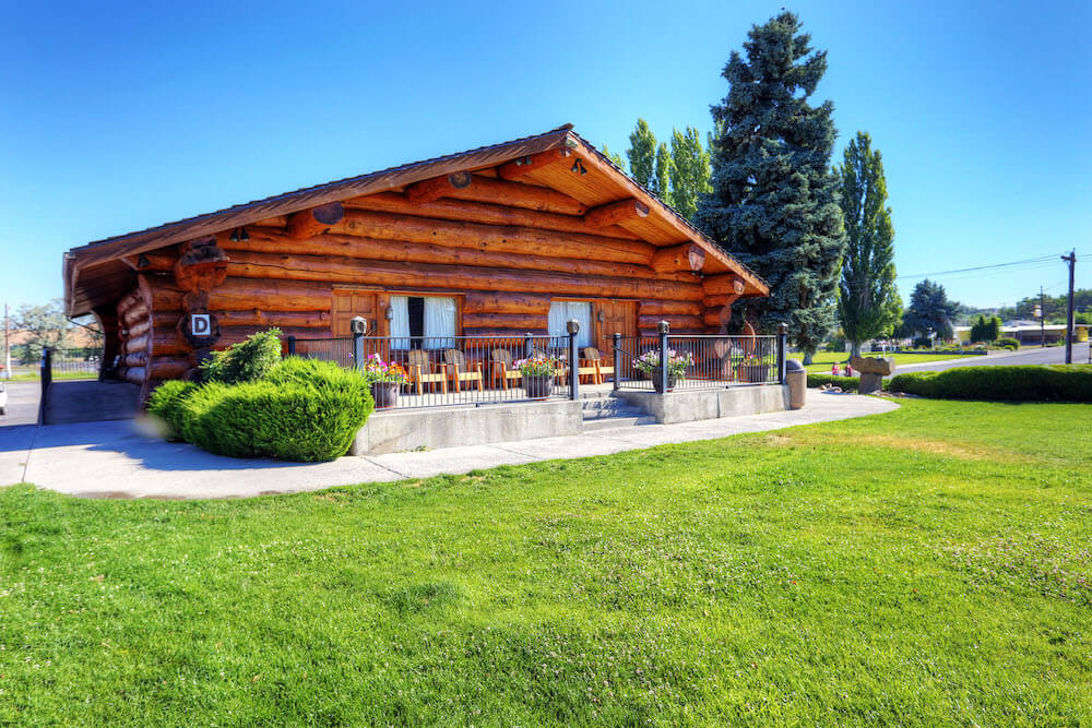 Best hot springs in Washington - Soap Lake Natural Spa and Resort