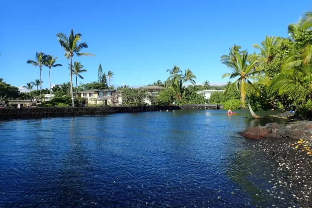 Champagne Pond Hot Springs in Hawaii