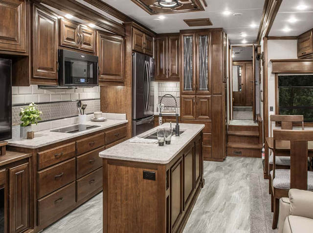 Luxury Fifth Wheel Campers