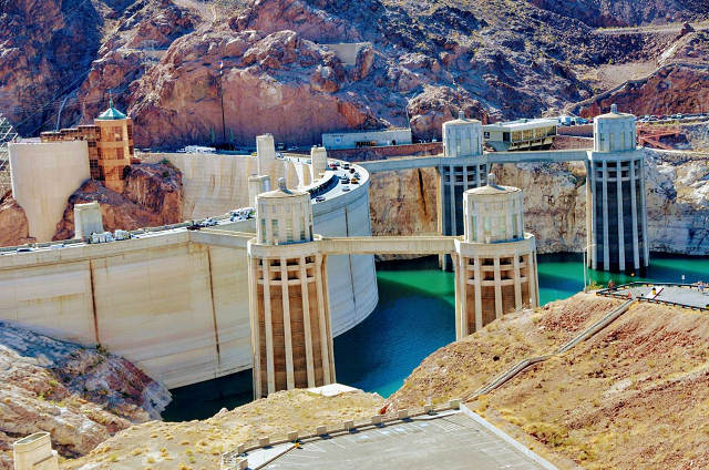 Exploring the Wonders of the Las Vegas Dam Tour