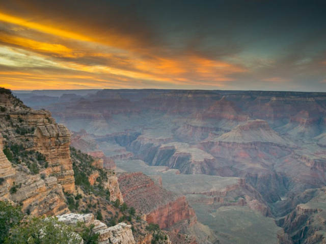 Las Vegas to Grand Canyon Tours by Bus